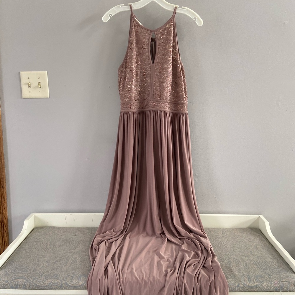 Gorgeous Keyhole gown! NWOT Smoke free home! - Picture 6 of 8